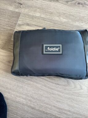 The Foldie Men's Black Toiletry Bag - Compact Travel Organizer